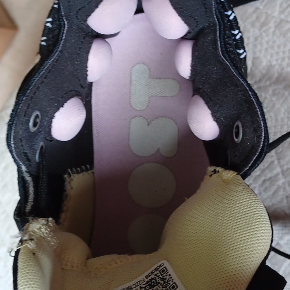 ADIDAS “Boost” James Harden's Signature Series Black Athletic Sneakers W-6 EUC - Picture 4 of 12